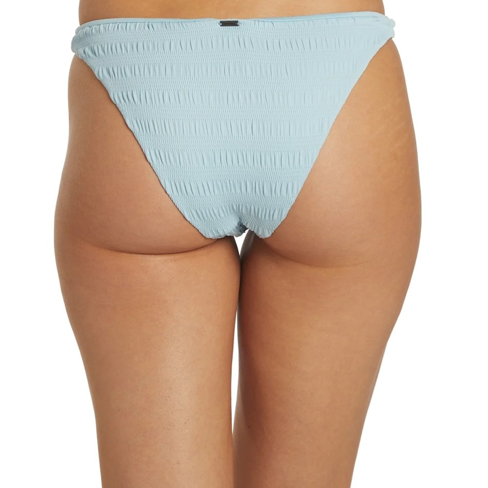 NWT O'NEILL Saltwater Solids Textured Flamenca Cheeky Bottom Blue, size Medium - Picture 2 of 6